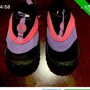 Girls water shoes